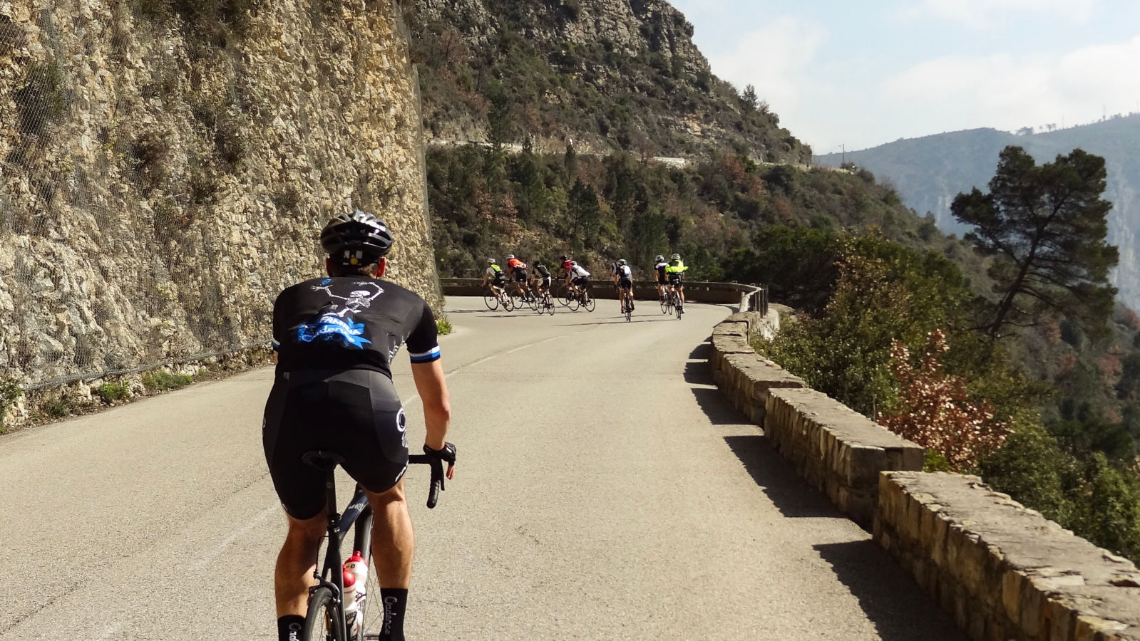 Die Côte d'Azur ist die Alternative zu Mallorca mit dem Rennrad im Frühling